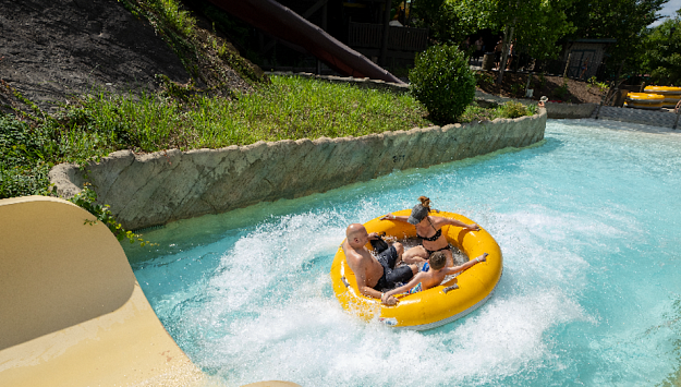 2022 Dollywood's Splash Country Early Ride Time